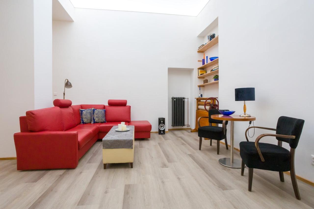 Luxusni Velky Apartman S Terasou V Centru Litomysle エクステリア 写真