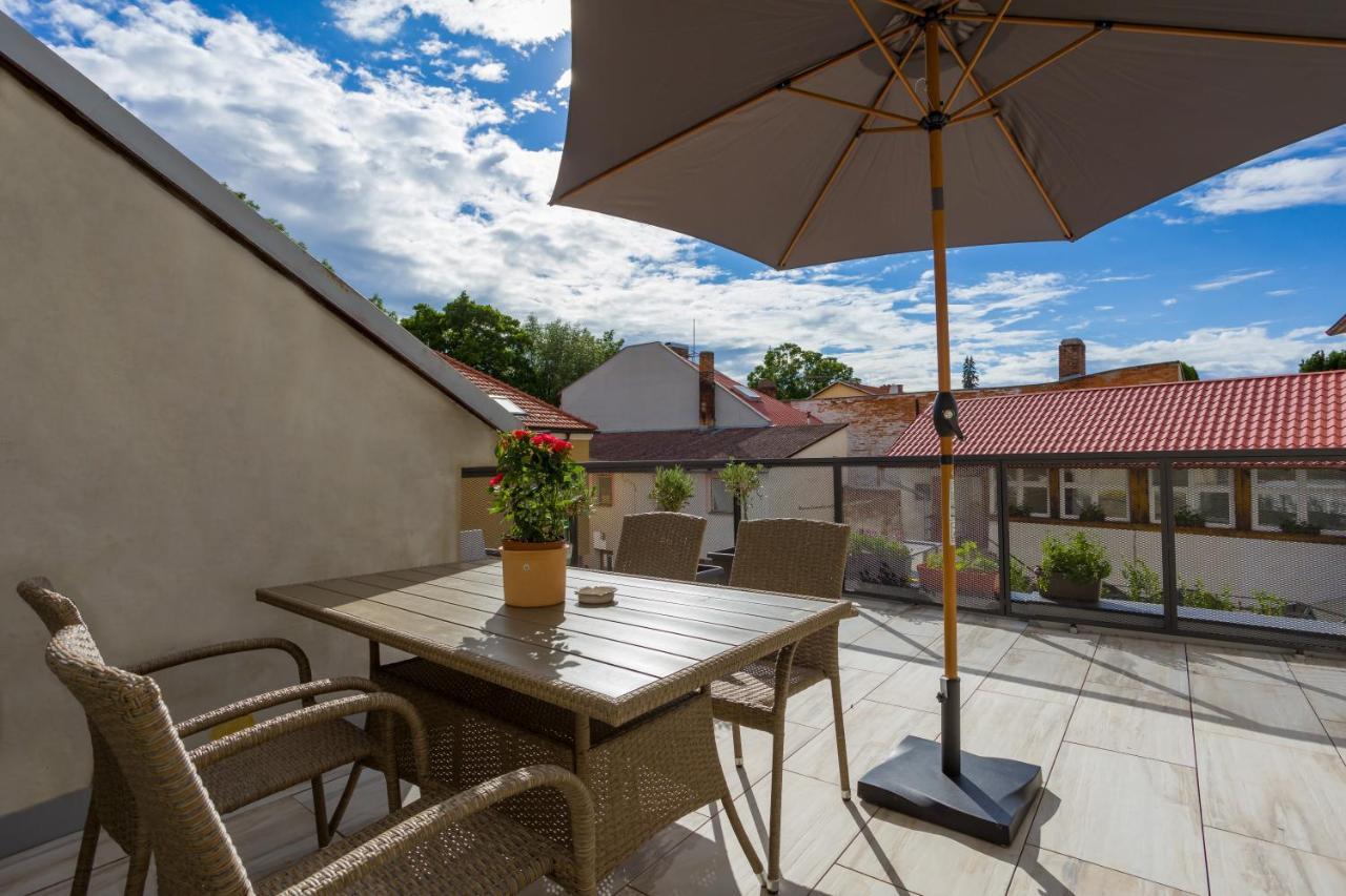 Luxusni Velky Apartman S Terasou V Centru Litomysle エクステリア 写真