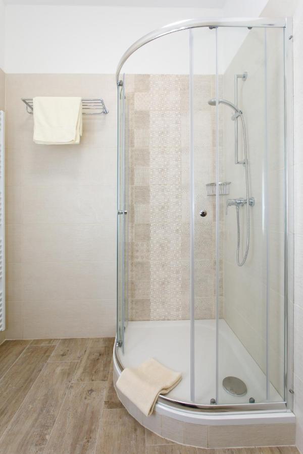 Luxusni Velky Apartman S Terasou V Centru Litomysle エクステリア 写真